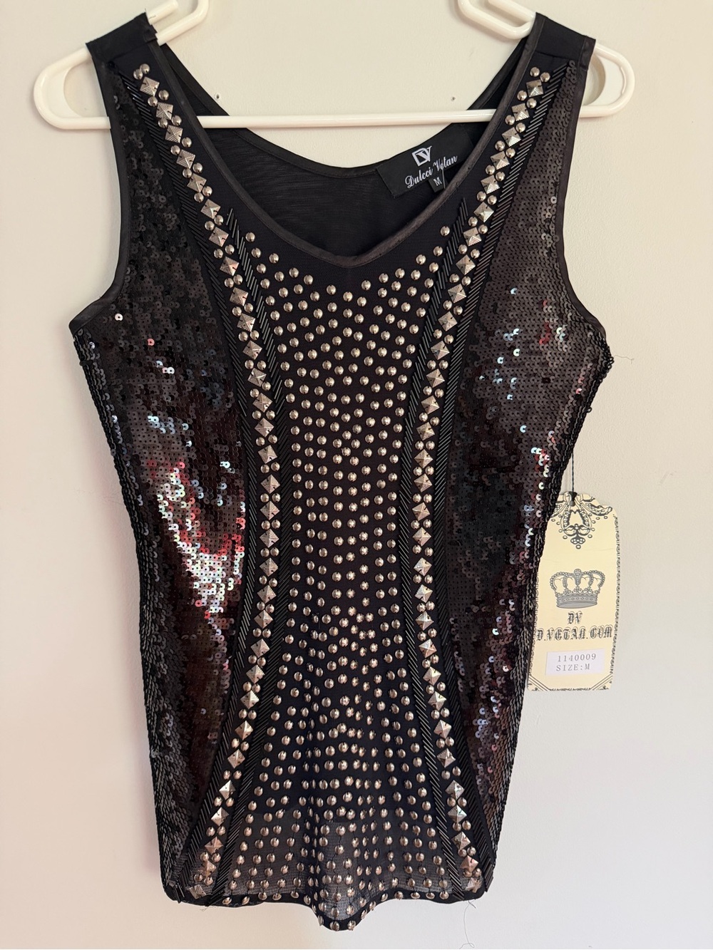 NWT Dulcci Vetan Black Sequin Stuffed Tank Top M Medium